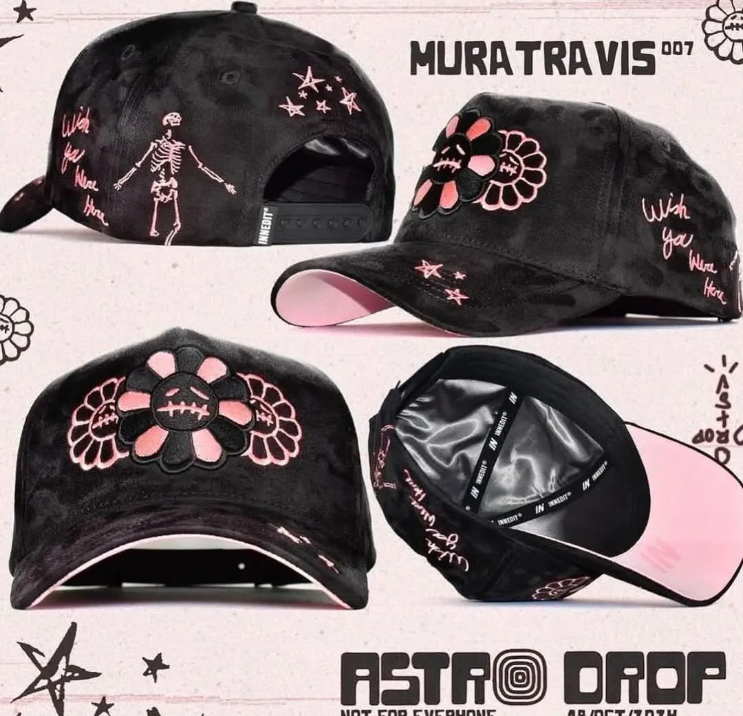 Fashionable baseball cap with daisy smiley face pattern