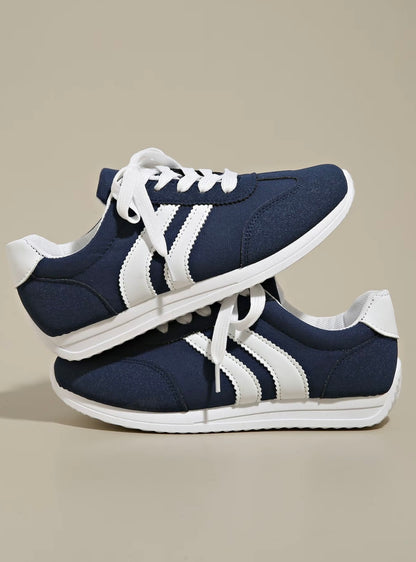 Fashionable women's athletic shoes, round-toe sneakers with thick soles