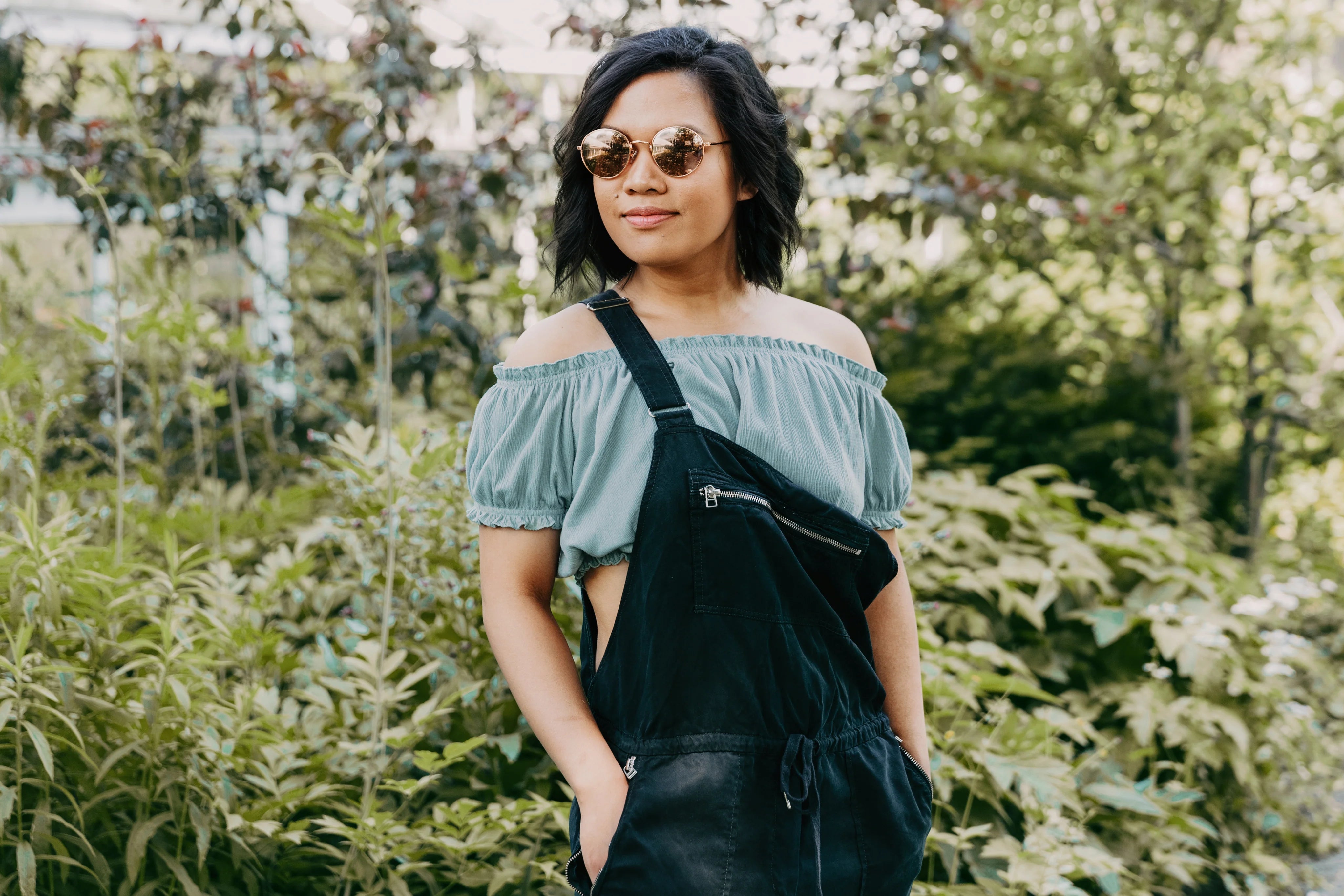 files/woman-in-fashionable-dungarees_9d3150d9-e921-4bd3-ac1c-8f8bf59446d4.webp